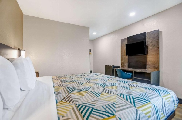 Motel 6-San Bernardino, CA - South image 13